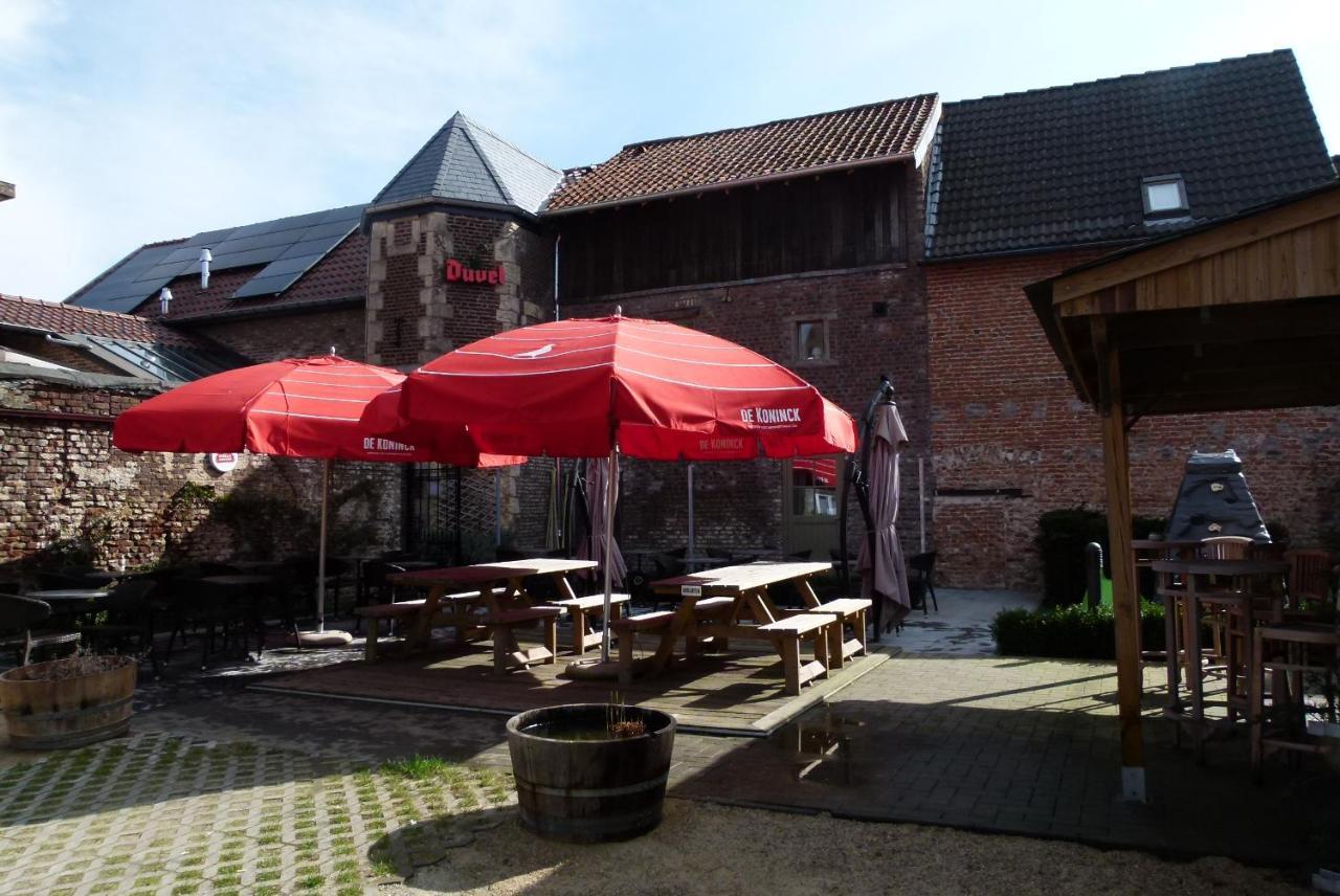 De Konik Hotel Uikhoven Bagian luar foto