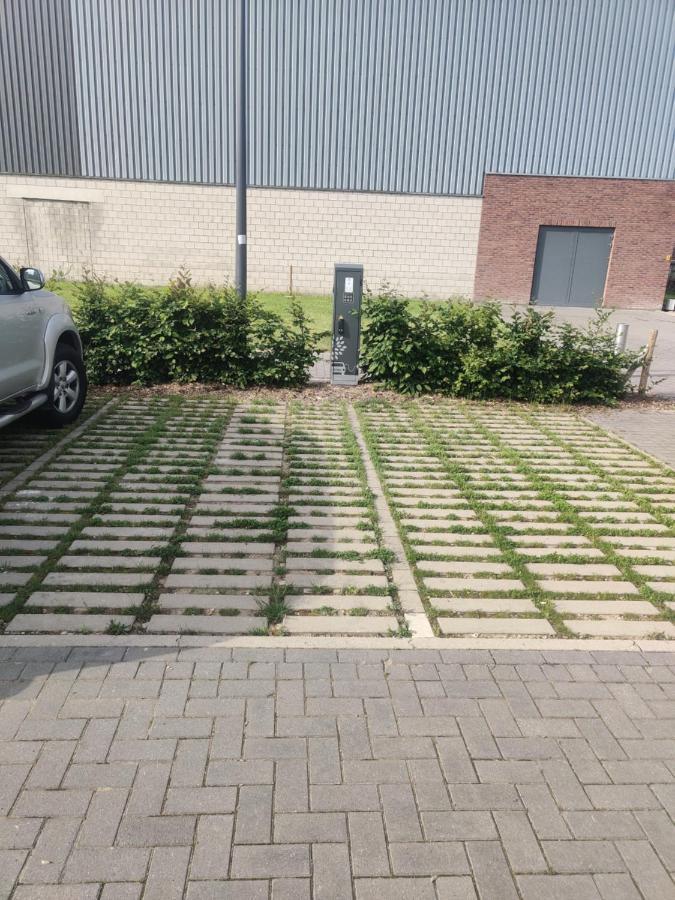 De Konik Hotel Uikhoven Bagian luar foto
